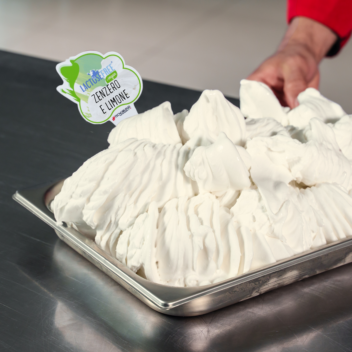 Lactose-free Ginger and Lemon Ice Cream Mix, suitable for vegans