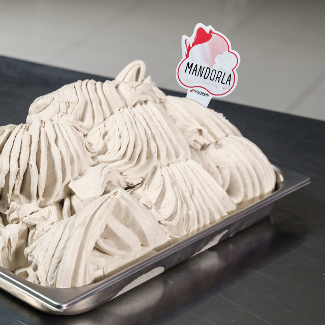 1.5 kg Almond Ice Cream Mix